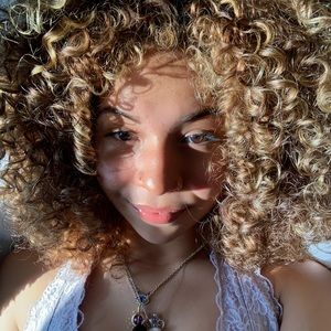 Meet your Posher, Jaeda